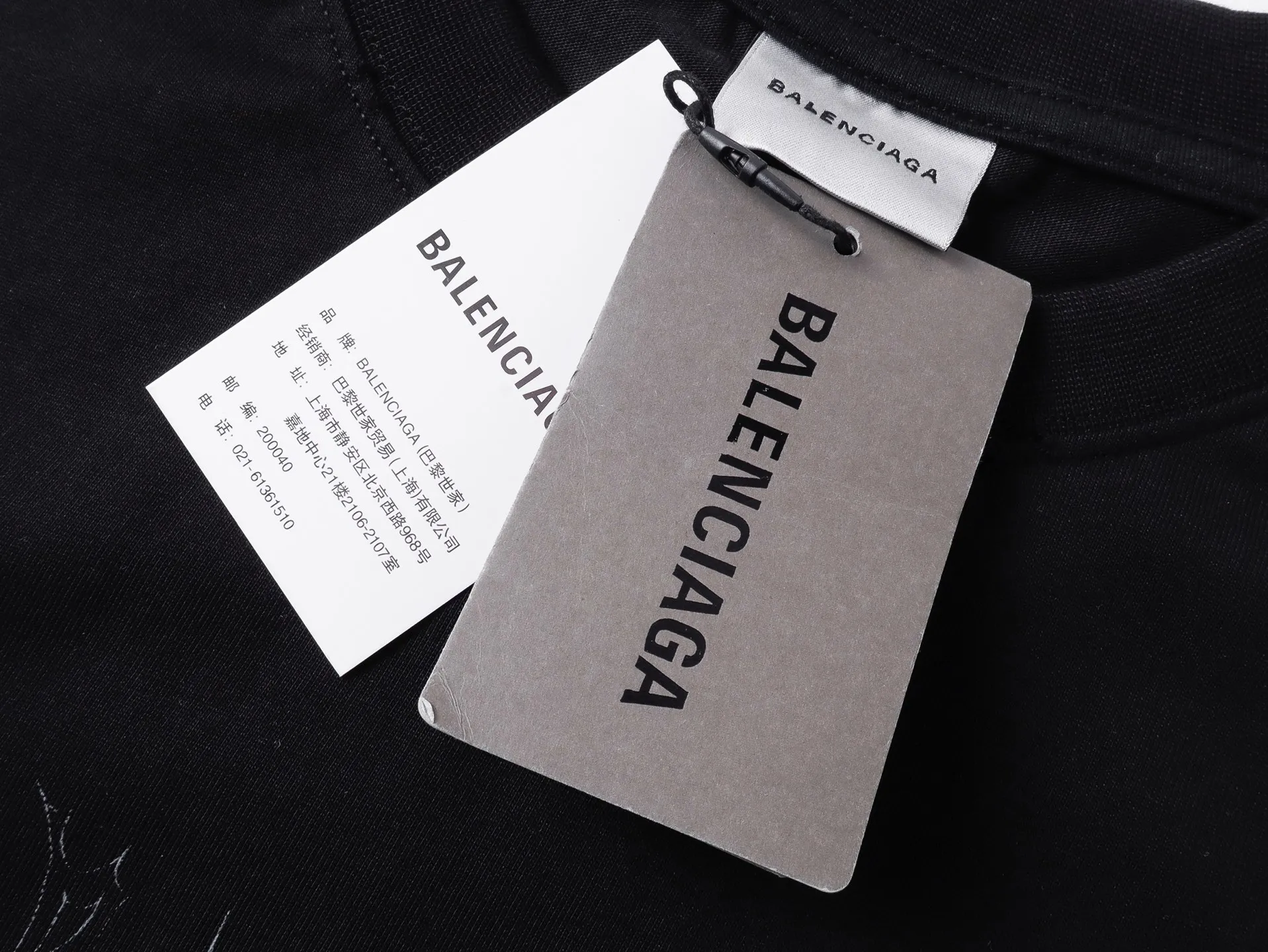 【 . Quality】BALENCI*GA/ .SS 26 New Arrival 。 Balenclag* T 。 . Authentic ， 。 ZP 。 260 ， . ， ， 。 。 ， 。 OS . Same Style ：BL 263778 ：Black，White Size：XS S M L